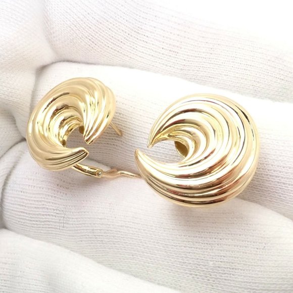 Authentic! Tiffany & Co 18k Yellow Gold Crescent Moon Vintage Earrings - Picture 8 of 9